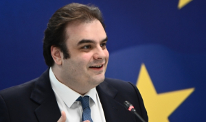 Άρθρο Πιερρακάκη σε Economist: «Τι πρέπει να κάνει η Ευρώπη για να ικανοποιήσει τον Ντράγκι»