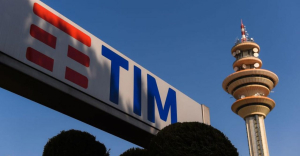 Telecom Italia: Ήρθε σε συμφωνία με τα συνδικάτα για την περικοπή 1.200 θέσεων εργασίας