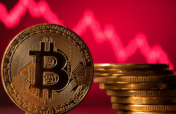 Νέες "πτήσεις" του Bitcoin άνω των 40.000 δολ.