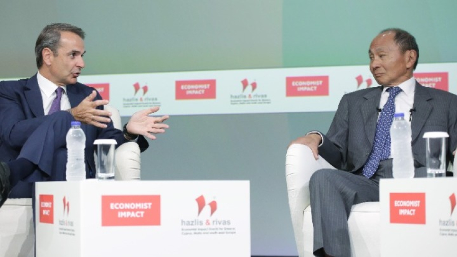 Μητσοτάκης με Φουκουγιάμα στο Economist