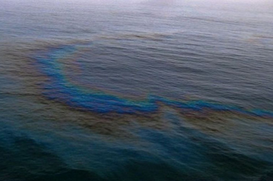 Θερμαϊκός: Εντοπίστηκε μεγάλη θαλάσσια ρύπανση απο πετρελαιοειδή σε έκταση 16.000 τ.μ.