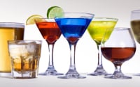Αυξάνονται διεθνώς οι online πωλήσεις αλκοολούχων ποτών - Κερδίζει μερίδιο η μπύρα