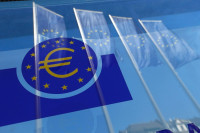 ΕΕ: Η ευρωπαϊκή οικονομία αρχίζει να βγαίνει από τη σκιά της πανδημίας COVID-19