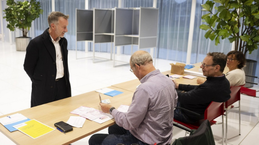 Ολλανδία: Στις κάλπες για τις τρίτες βουλευτικές εκλογές μέσα σε λιγότερο από πέντε χρόνια