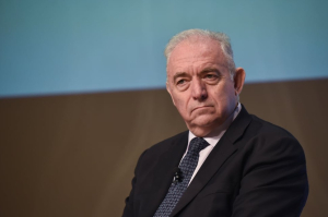 Ε. Λέκκας: Εκτός πραγματικότητας η διοχέτευση νερών της Κάρλας μέσω σήραγγας στο Αιγαίο