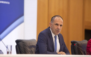 Γεραπετρίτης: Δεν έχουν σταλεί άλλα όπλα στην Ουκρανία