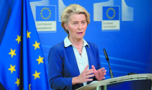 Φον ντερ Λάιεν: «Η Ευρώπη βρίσκεται σε μια μάχη»