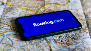 Booking: «Ρυθμιστής πρόσβασης» σύμφωνα με την Κομισιόν - "Φρένο" στις αθέμιτες πρακτικές