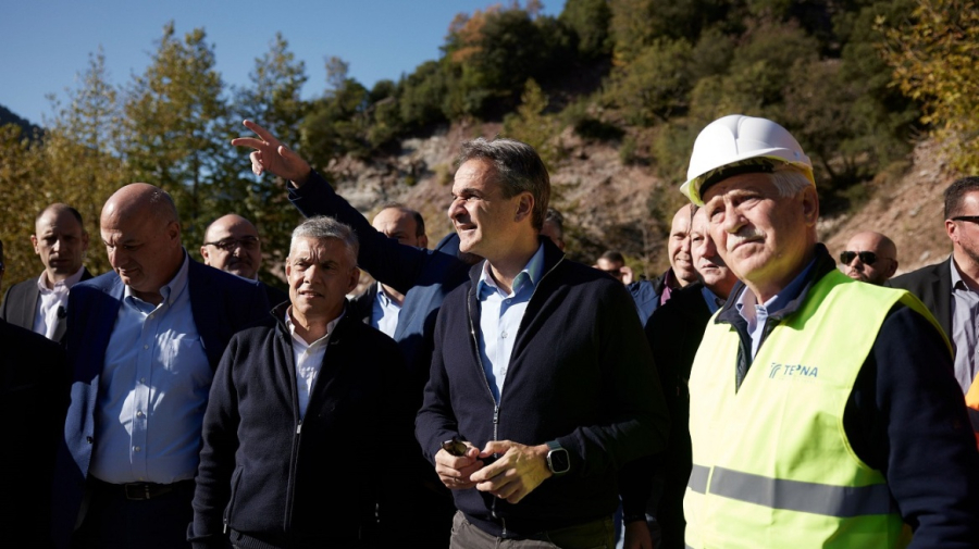 Μητσοτάκης από Καρδίτσα: Νέο αναπτυξιακό εργαλείο με χρηματοδοτικούς πόρους για δήμους της περιοχής