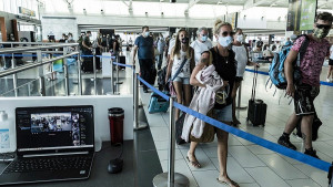 M. Βρετανία: Αλαλούμ με τις "ασφαλείς χώρες διακοπών"