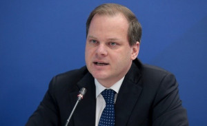 Κομφούζιο στους δρόμους της Αθήνας από την απεργία στο μετρό, που εκρίθη καταχρηστική