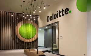 Deloitte και ICC Hellas διοργάνωσαν ημερίδα με θέμα "το Αντίκτυπο του ΑΙ στη Διαμεσολάβηση και την Επιχειρηματικότητα"