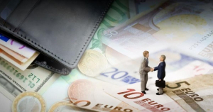 Κύπρος: Στα 940 ευρώ (μεικτά) ο κατώτατος μισθός