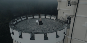 Το ... ιπτάμενο πιάνο της Έλενας Ξυδιά «προσγειώθηκε» σε ένα μεσαιωνικό κάστρο της Κροατίας