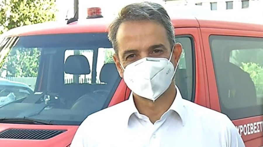 Οι πυρκαγιές συνεχίζονται και ο Μητσοτάκης υπόσχεται: Προτεραιότητα η αποκατάσταση των πληγέντων και η αναδάσωση των καμένων