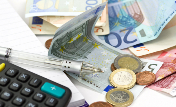 ΑΑΔΕ: Τι αλλάζει στις επιστροφές φόρου εισοδήματος για επιχειρήσεις - Οι προϋποθέσεις και η διαδικασία