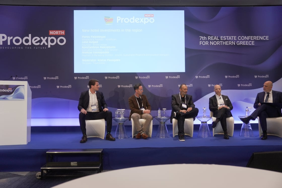 Από αριστερά: Αννίβας Βασιλόπουλος, Ιδρυτής &amp; Διευθύνων Σύμβουλος, ANICON. Sustainable Project &amp; Construction Managers, Leon Avigad, Ιδρυτής &amp; Συνιδιοκτήτης, Brown Hotels, Πάνος Παλαιολόγος, Πρόεδρος &amp; Ιδρυτής, HotelBrain, Κωνσταντίνος Αλεξόπουλος, Εκτελεστικός Πρόεδρος, DHR SERVICES, Κώστας Παναγάκης, Διευθυντής, Travelworks