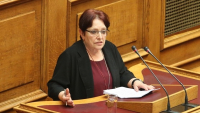 Παπαρήγα: Το ΚΚΕ καταψηφίζει την πολιτική που στηρίζουν και εφαρμόζουν όλα τα αστικά κόμματα