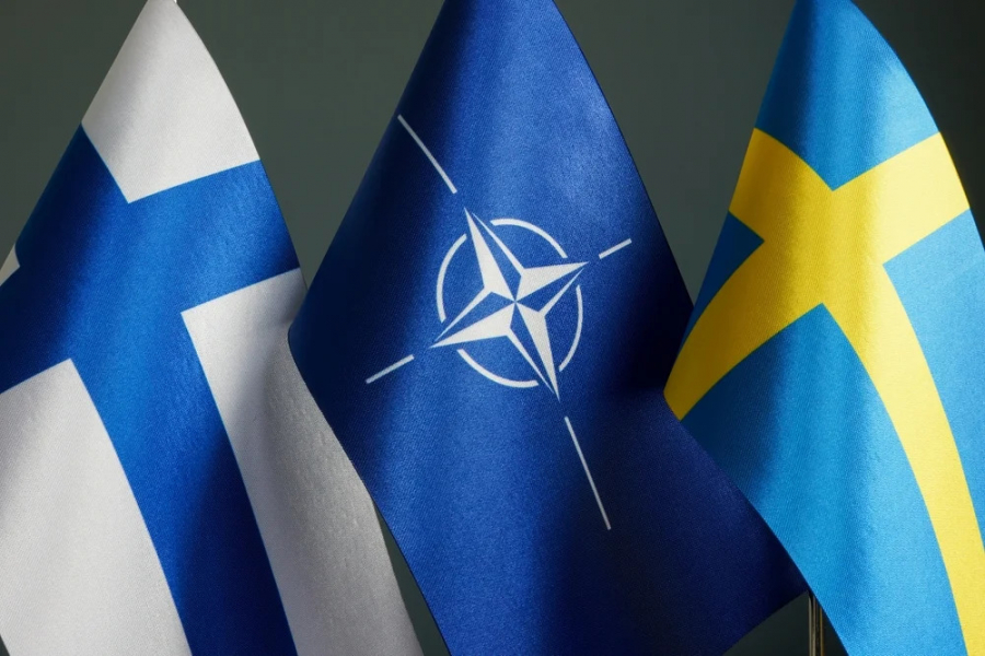 Υπεγράφη το αίτημα της Σουηδίας για ένταξη στο ΝΑΤΟ - Σειρά παίρνει η Φινλανδία