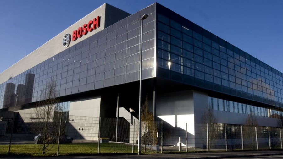 Bosch: Επενδύει ποσό «μαμούθ» στα δυσεύρετα τσιπ ημιαγωγών