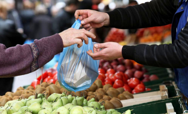 ΠΟΣΠΛΑ: «Οι λαϊκές αγορές παραμένουν το καταφύγιο των καταναλωτών σε περιόδους κρίσεων και ανατιμήσεων»