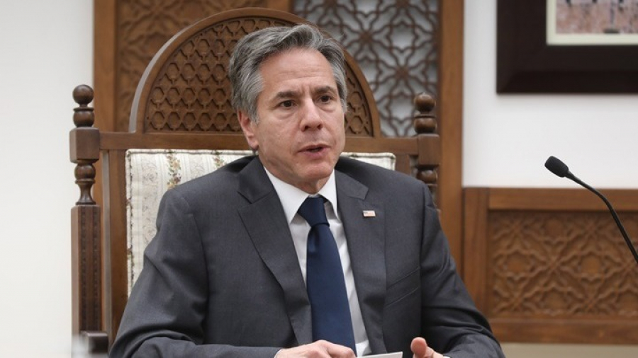 "Έντονη καταδίκη" από τον Μπλίνκεν για την κατάσχεση των ελληνόκτητων πλοίων στον Περσικό