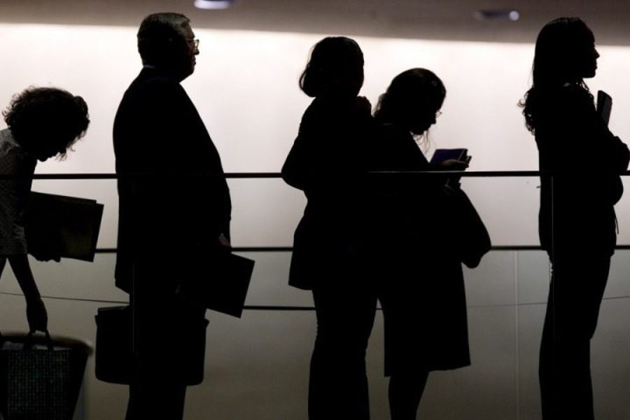 ΕΛΣΤΑΤ: Μείωση ανεργίας στο 8,2% τον Σεπτέμβριο