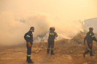 Ηράκλειο: Πυρκαγιά στην περιοχή Γάζι του Δήμου Μαλεβιζίου