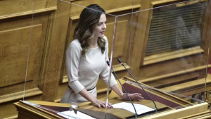 Αχτσιόγλου: Υπεύθυνος για το μεγαλύτερο σκάνδαλο της μεταπολίτευσης ο κ. Μητσοτάκης