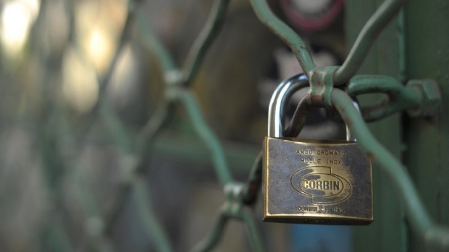 Πρόστιμα και «λουκέτα» σε Ναύπλιο, Βραχάτι, Λουτράκι και Χαλκιδική