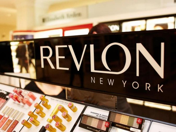 Αίτηση για χρεοκοπία υπέβαλε η Revlon