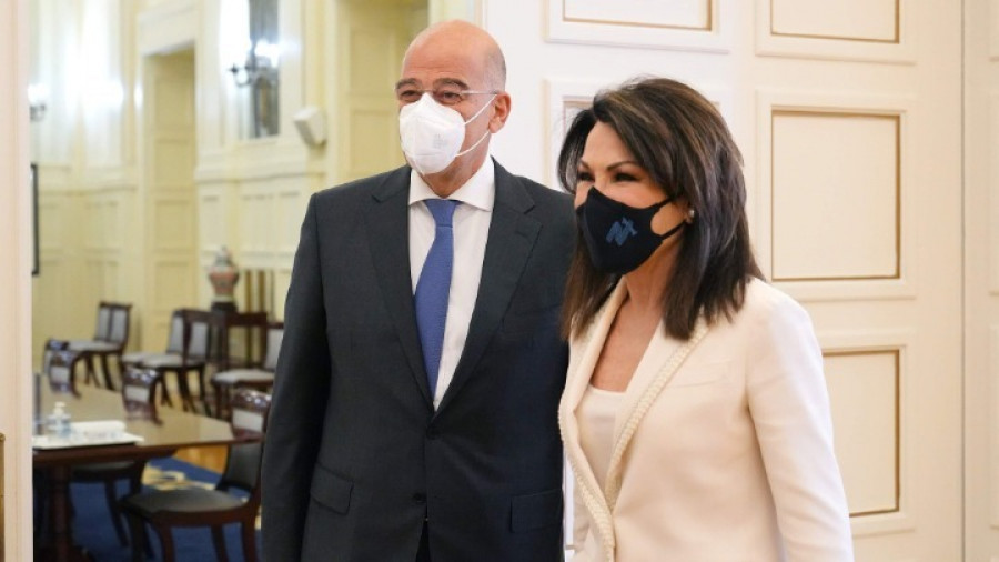 Συνάντηση Ν. Δένδια με την πρόεδρο της Επιτροπής «Ελλάδα 2021» Γ. Αγγελοπούλου