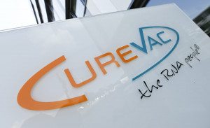 ΕΕ-Εμβόλια: Προβλήματα στην παραγωγή αναφέρει η CureVac εξαιτίας της απαγόρευσης εξαγωγών συστατικών από τις ΗΠΑ