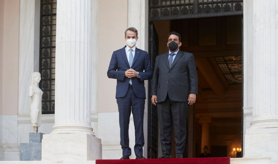 Μητσοτάκης με Πρόεδρο Λιβύης: Τι συζητήθηκε για αποχώρηση ξένων στρατευμάτων και οριοθέτηση Θαλασσίων Ζωνών