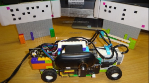 Ρομποτικός βοηθός διαβάζει μπράιγ και βοηθά άτομα με προβλήματα όρασης στις αγορές τους στο σούπερ μάρκετ