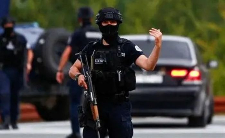 Σερβία: Πρώην υπάλληλος της κρατικής υπηρεσίας πληροφοριών ο δράστης των πυροβολισμών έξω από τη Βουλή