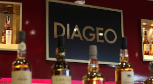 Αποχωρεί και η Diageo από τη Ρωσία