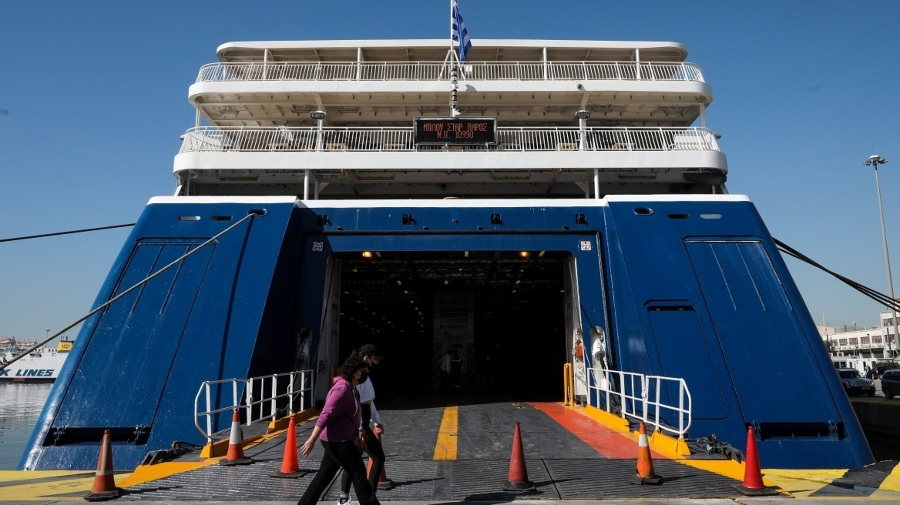 Εκπτώσεις σε ακτοπλοϊκά για τη μετάβαση των αναπληρωτών εκπαιδευτικών στον τόπο διαμονής τους