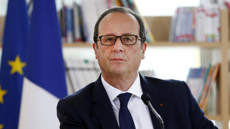 Γαλλία: Ο πρώην πρόεδρος Φρανσουά Ολάντ πιθανόν να θέσει υποψηφιότητα στις εκλογές του 2027