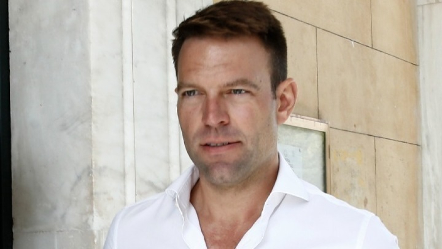 Κασσελάκης στο Euractiv: «Ο νέος ΣΥΡΙΖΑ καλύπτει άνετα όλη την Κεντροαριστερά»