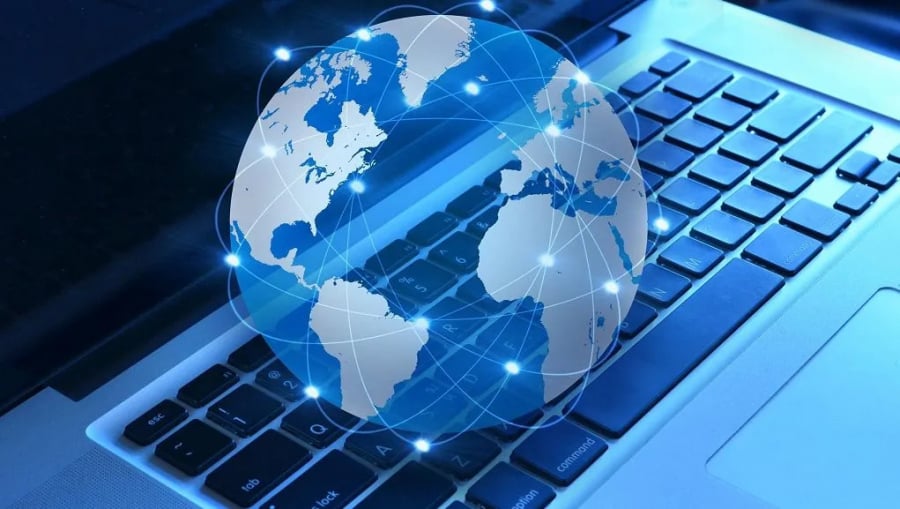 ΗΠΑ: Υπεγράφη πολιτική διακήρυξη που θεσπίζει παγκόσμιους κανόνες για το διαδίκτυο