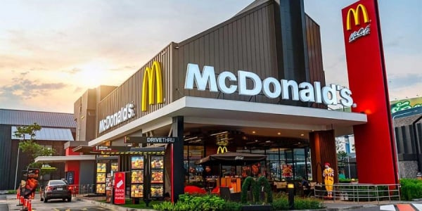 Λευκορωσία: Τα πρώην McDonald’s μετονομάζονται σε Mak.by