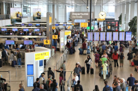 Ολλανδία: Παραιτήθηκε ο διευθυντής του αεροδρομίου του Σίπχολ, λόγω συνεχιζόμενων προβλημάτων