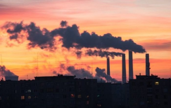 Ευρωπαϊκή Επιτροπή: Νομοθετική πρόταση για κατάργηση των ρωσικών ορυκτών καυσίμων