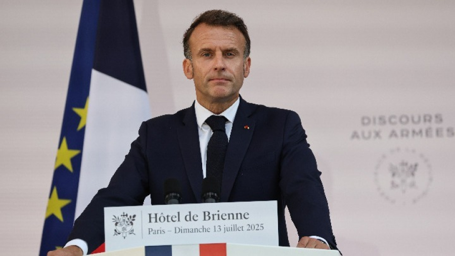 Γαλλία: Ο Αμερικανός πρεσβευτής Κούσνερ καταγγέλλει τον Μακρόν για «έκρηξη του αντισημιτισμού»