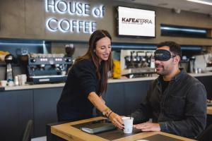 KAFEA TERRA και Black Light εκπαιδεύουν επαγγελματίες