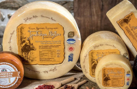 Σε απόγνωση οι κτηνοτρόφοι της Νάξου - Το υψηλό κόστος πρώτων υλών "εξαφανίζει" τη γραβιέρα (vid)