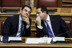 ΟΠΕΚΕΠΕ: Την παραίτηση τους υπέβαλαν οι Κώστας Σκρέκας και Νότης Μηταράκης