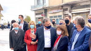 Σακελλαροπούλου: Περιοδεία στις σεισμόπληκτες περιοχές της Κρήτης
