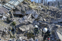 Ουκρανία: Οι Ρώσοι επιχειρούν να περικυκλώσουν τις ουκρανικές δυνάμεις στο Ντονμπάς